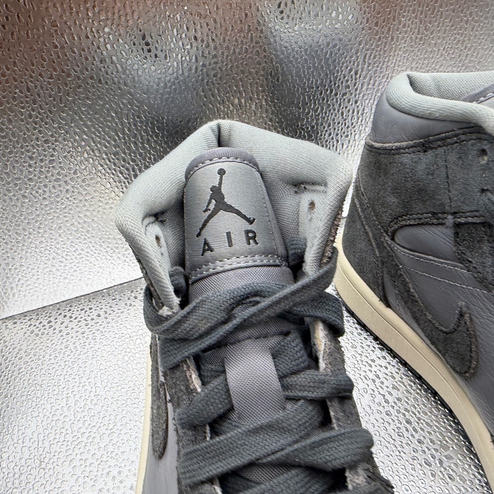 Size 7.5 Air Jordan 1 Mid SE Craft Women Anthracite Grey Excellent FJ3448-001 - Picture 3 of 12